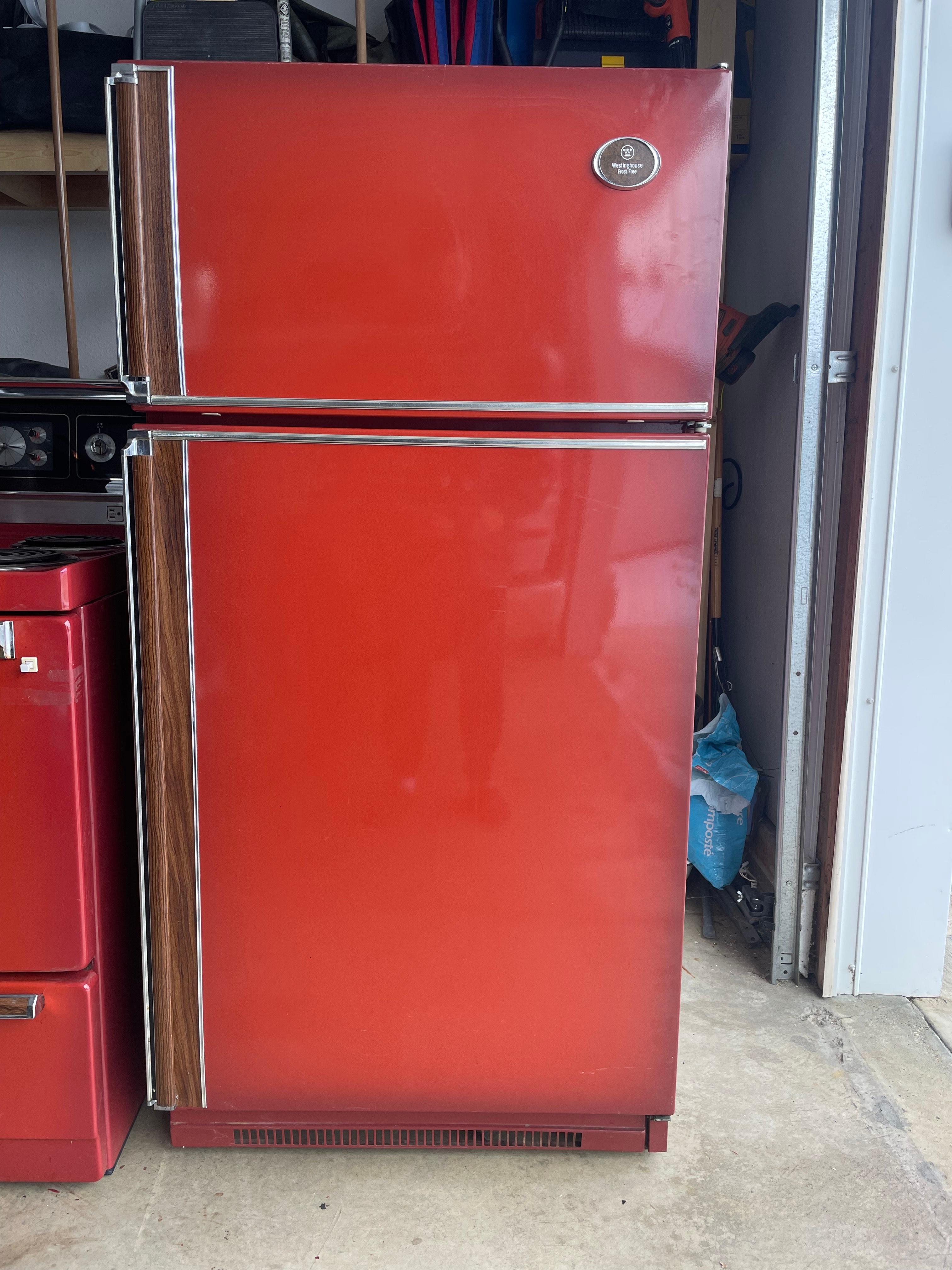 Photo of Matching Vintage Westinghouse Fridge and Stove