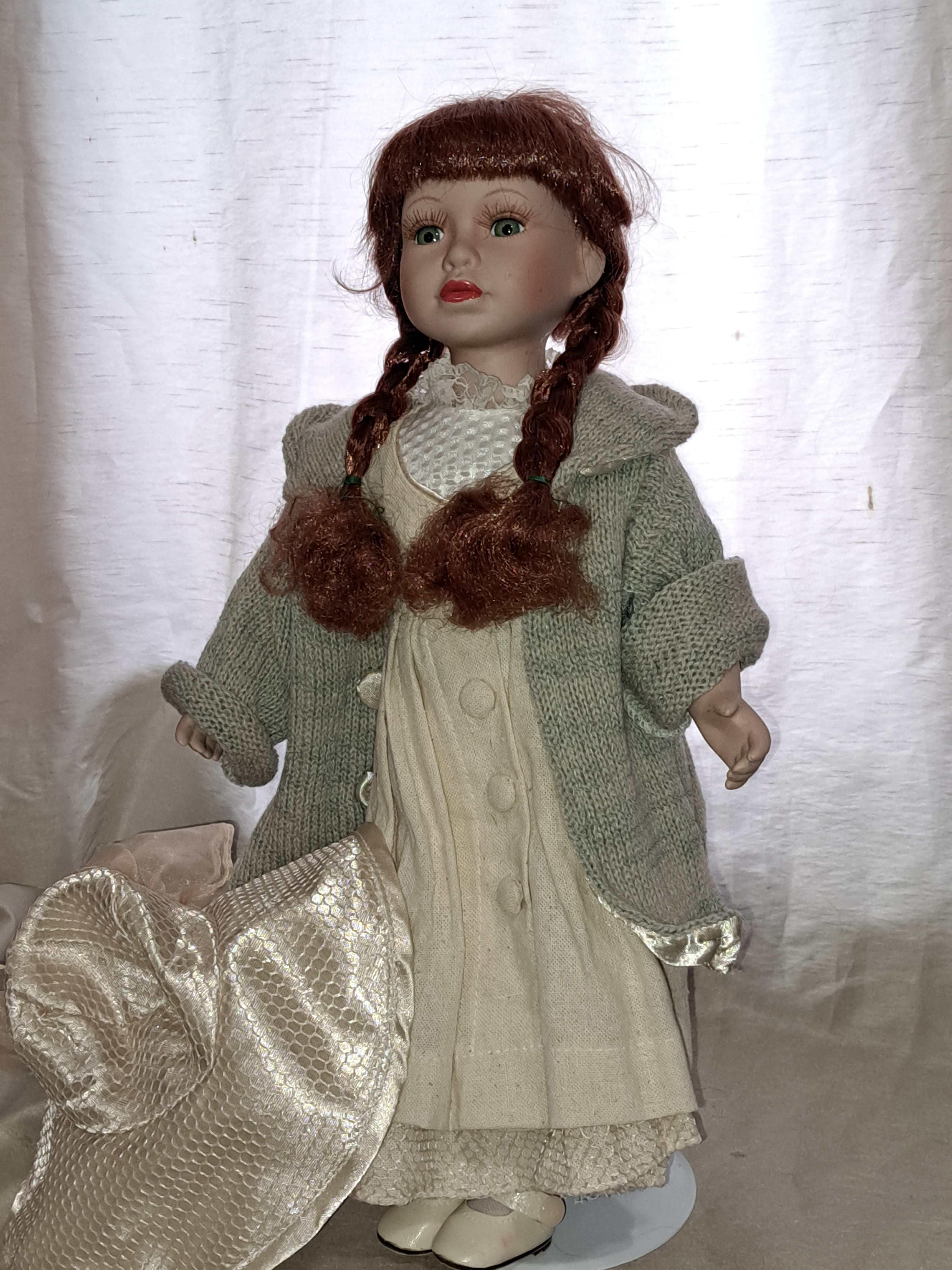 Photo of 16 inch porcelain doll