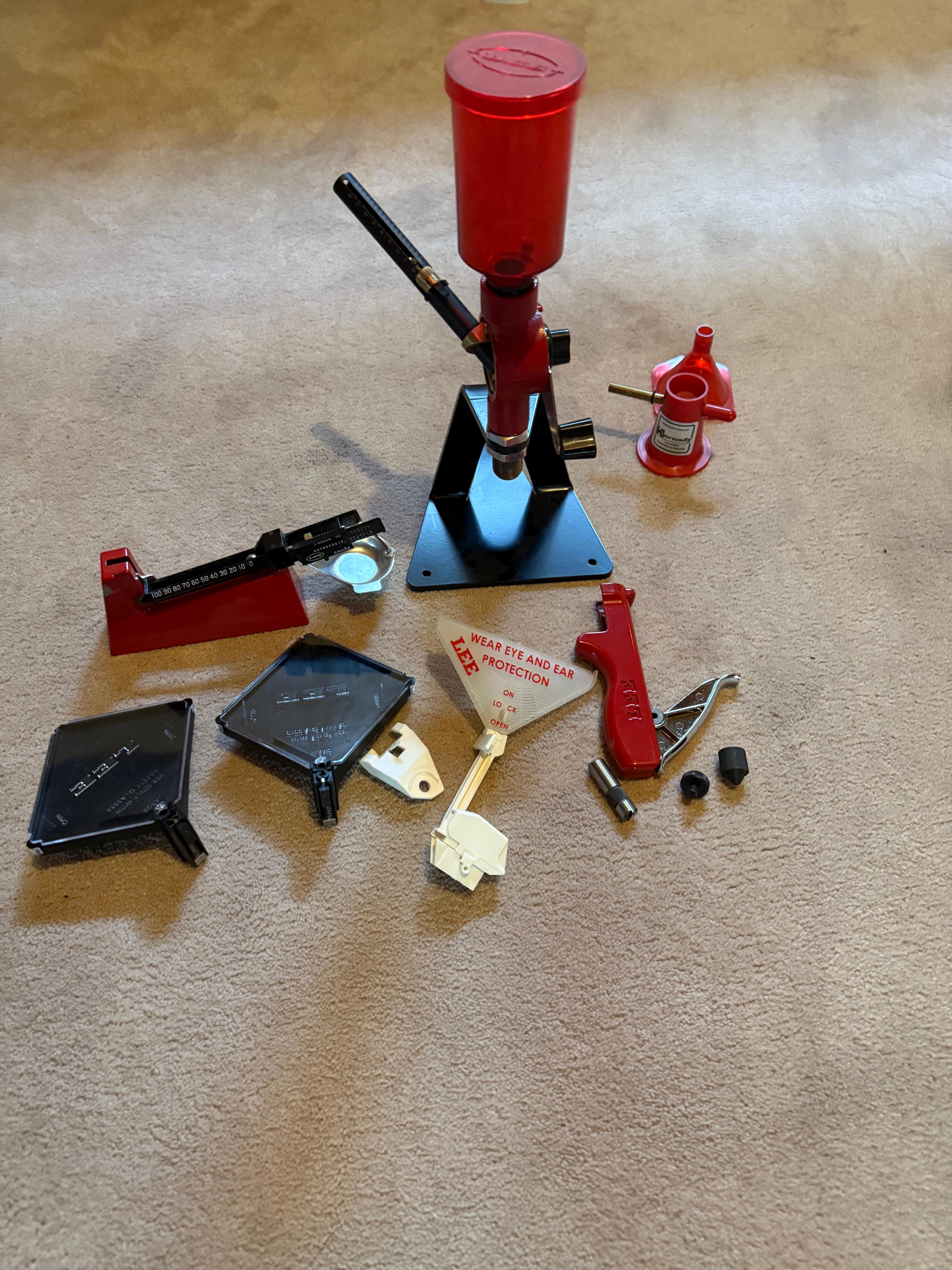 Photo of Lee reloading equipment 