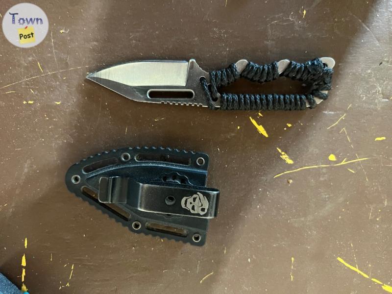 Photo of Sog Knife 