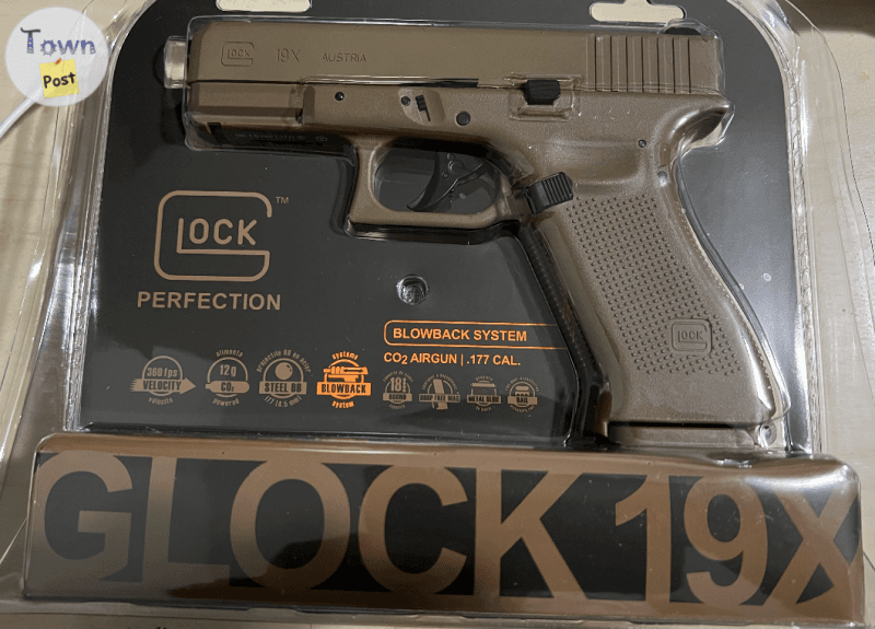 Photo of Umarex Glock 19X Tan GBB Airsoft Pistol