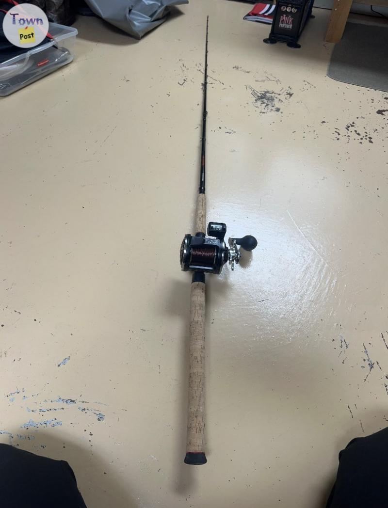 Photo of Shimano 7’ Fishing Rod and Okuma Convector Reel