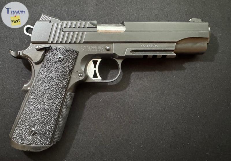 Photo of Sig Sauer 1911 Tac Ops