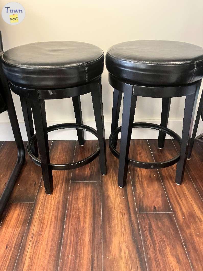 Photo of Counter Top Stools